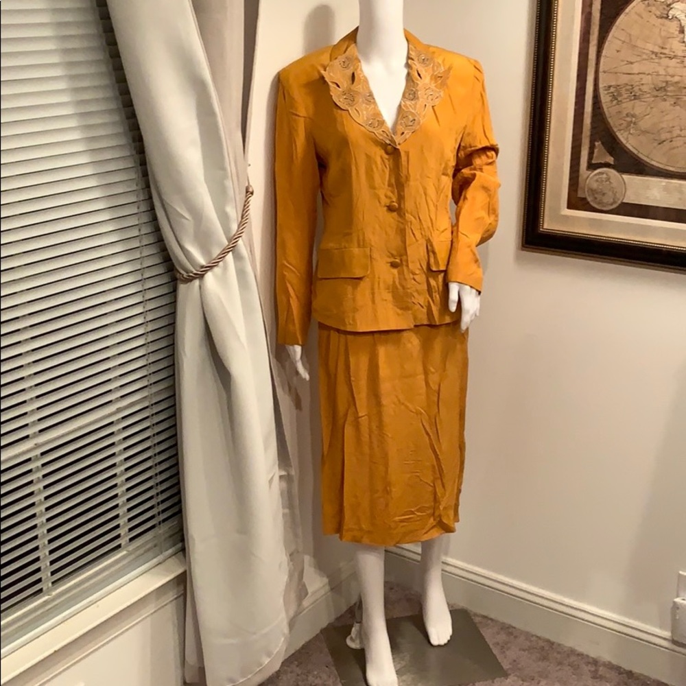 100%SILK SUIT PARIS MODE GOLDEN ORANGE SZ8 Bellino